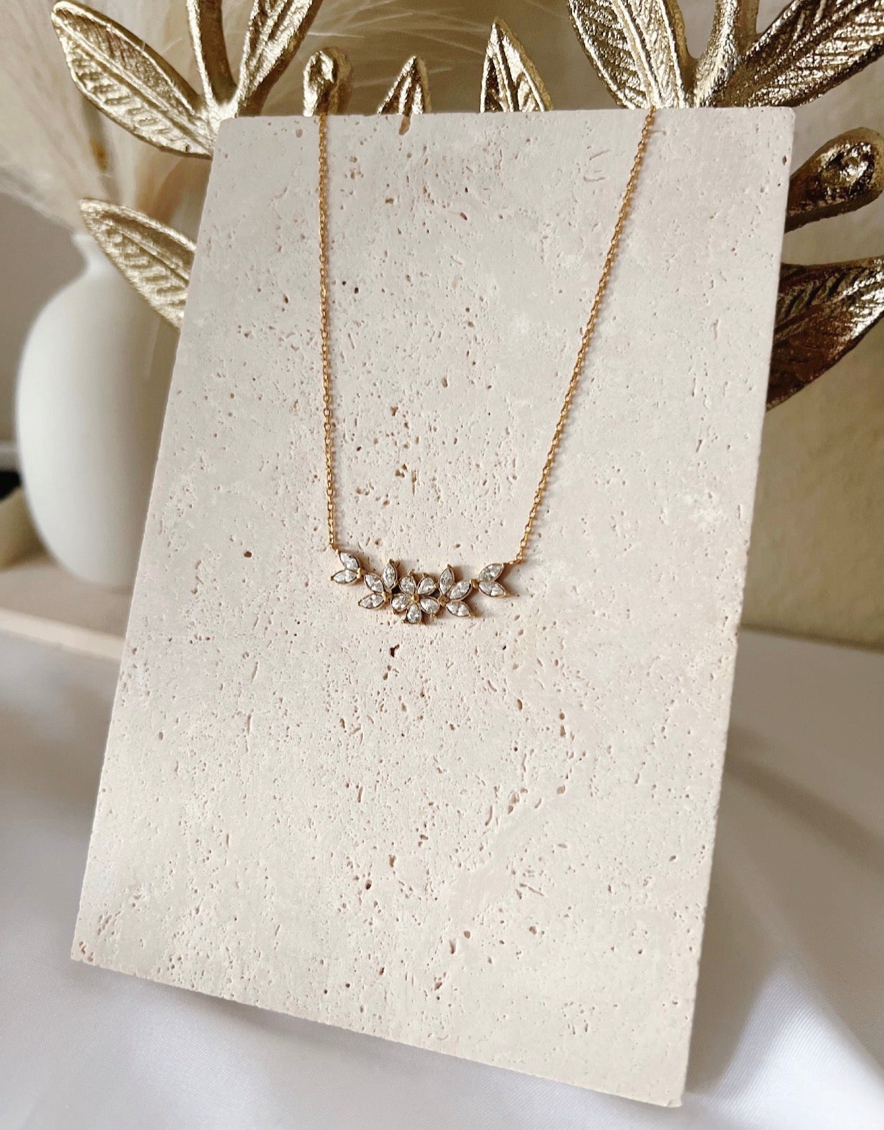 Celine Flower Necklace